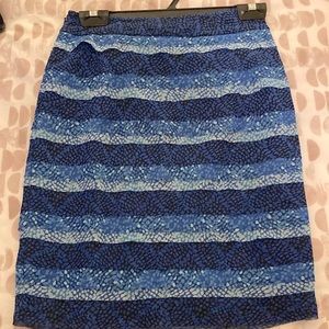 White House Black Market blue and black skirt size 00.
